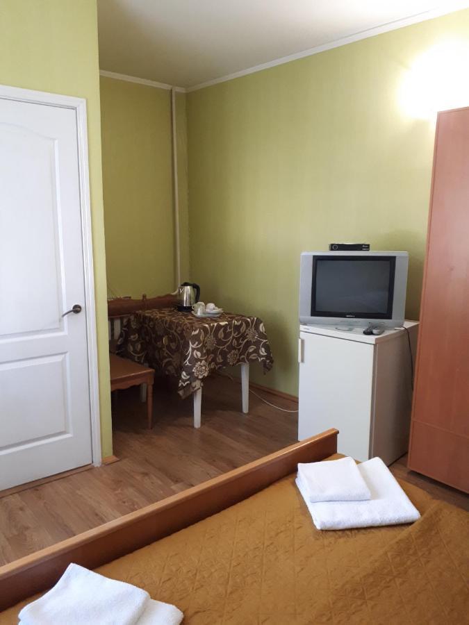 Hotel Gostynnyi Dvir Sharhorod Eksteriør billede